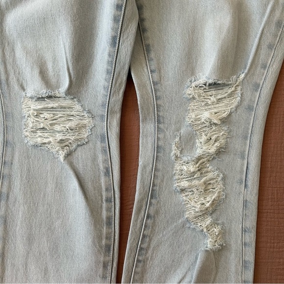 Good American Good Classic Indigo 120 Raw Hem Distressed Jeans, size 2/26 - Picture 8 of 15